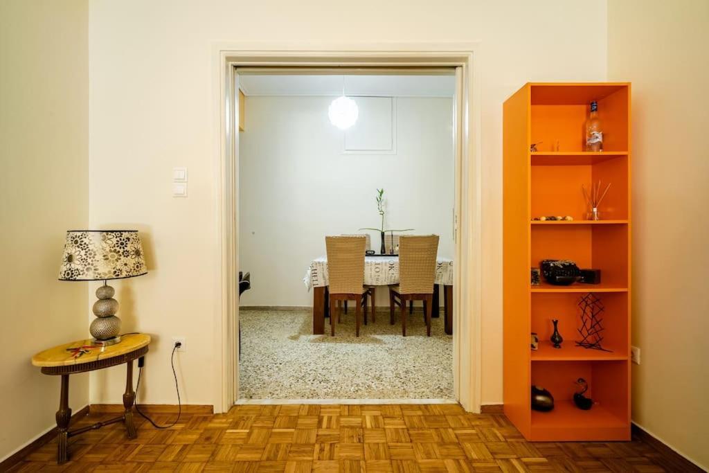 Bright,Comfort House In The Heart Of Атина Екстериор снимка